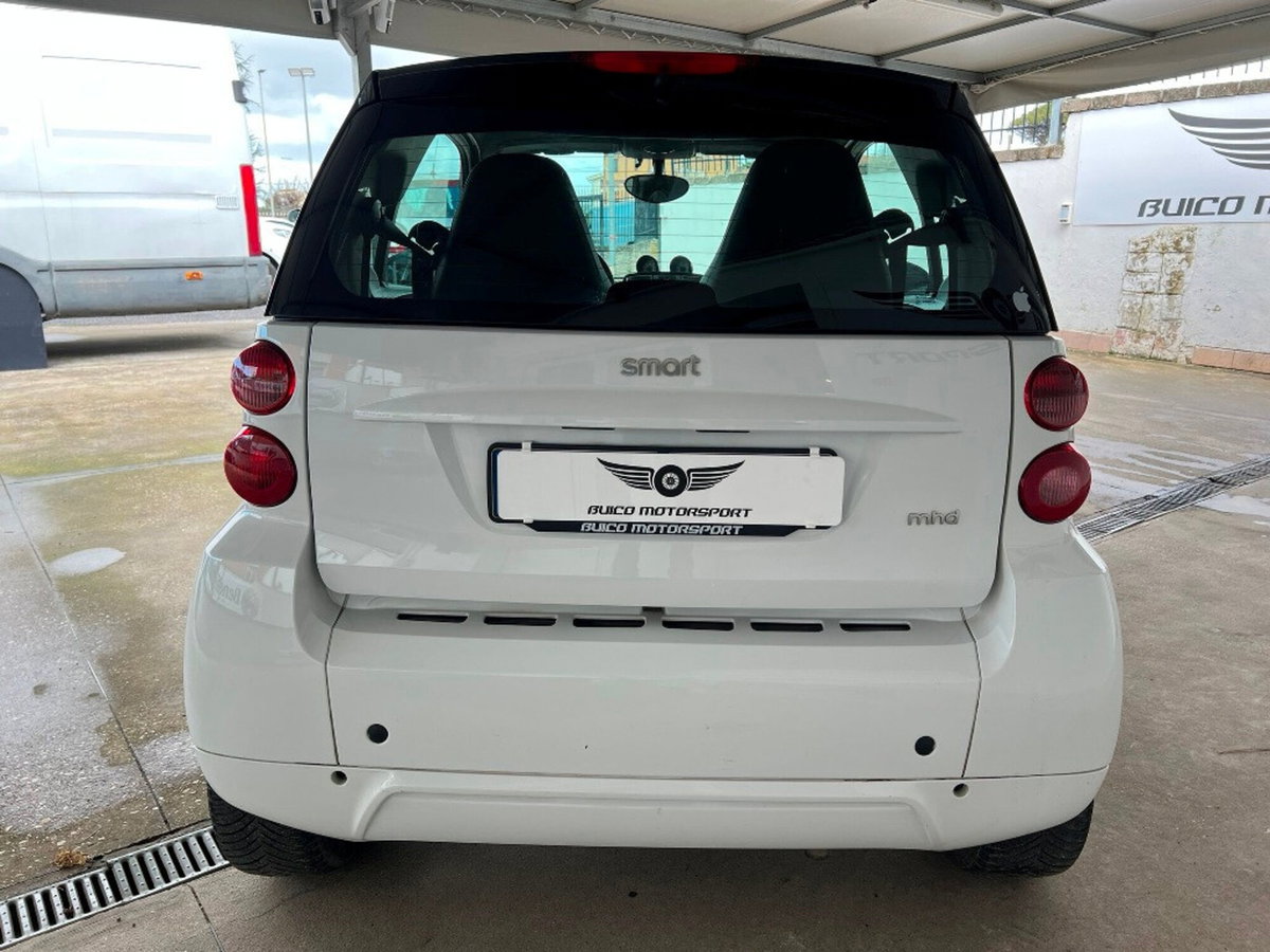 smart Fortwo 1000 52 kW MHD coupé pulse (7)