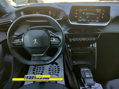 Peugeot 2008 motore elettrico 136 CV Allure Pack (15)