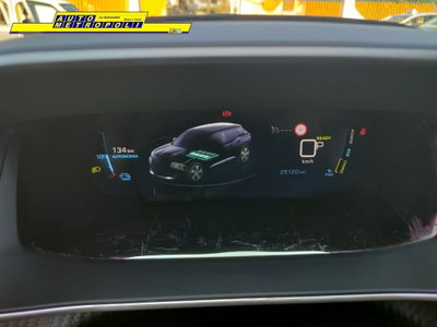 Peugeot 2008 motore elettrico 136 CV Allure Pack (16)