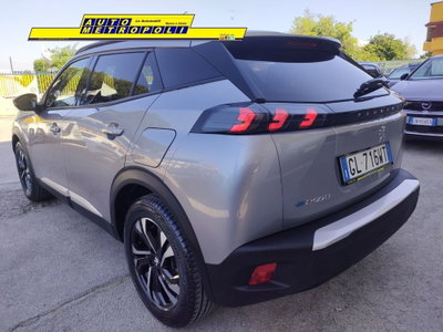 Peugeot 2008 motore elettrico 136 CV Allure Pack (4)
