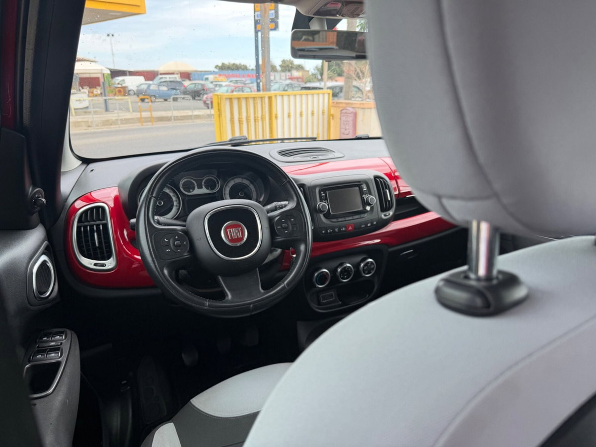 Fiat 500L 1.3 Multijet 95 CV Dualogic Lounge (14)