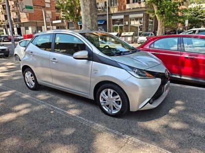 Toyota Aygo 1.0 VVT-i 69 CV 3 porte x-play (3)