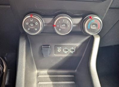 Renault Clio TCe 100 CV GPL 5 porte Techno (13)
