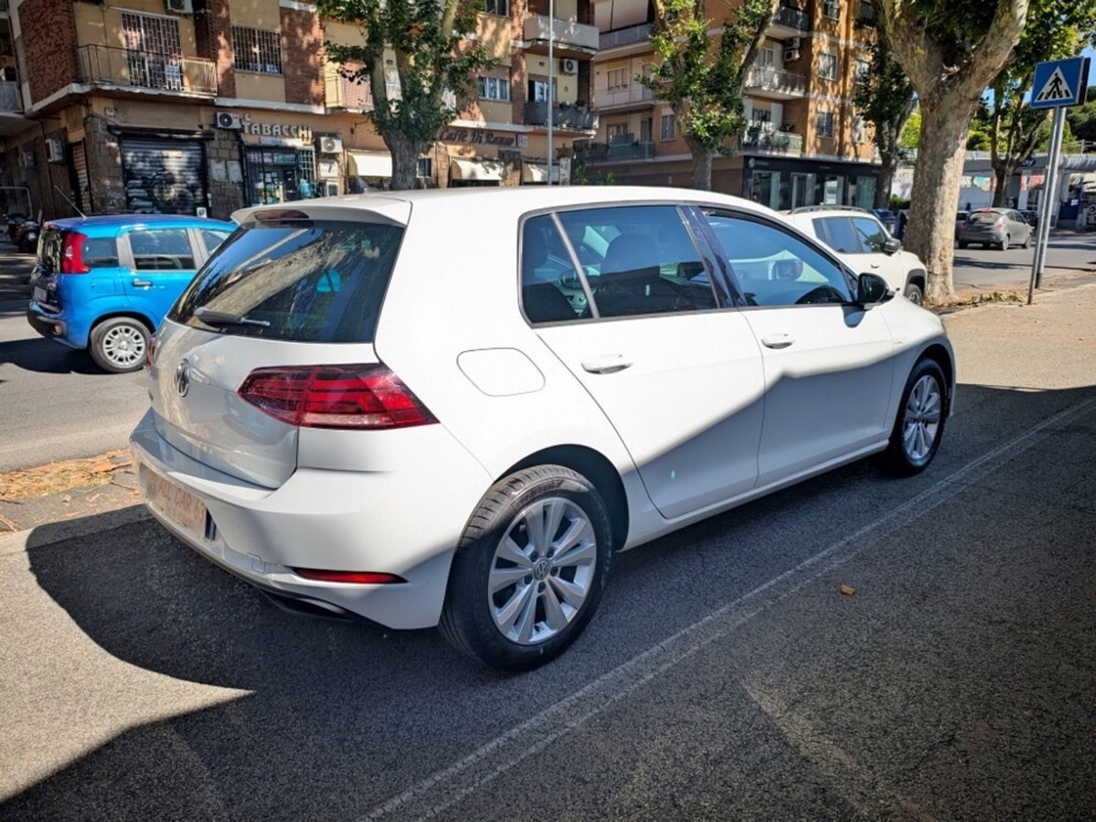 Volkswagen Golf 1.0 TSI 85 CV 5p. Trendline BlueMotion Technology (4)