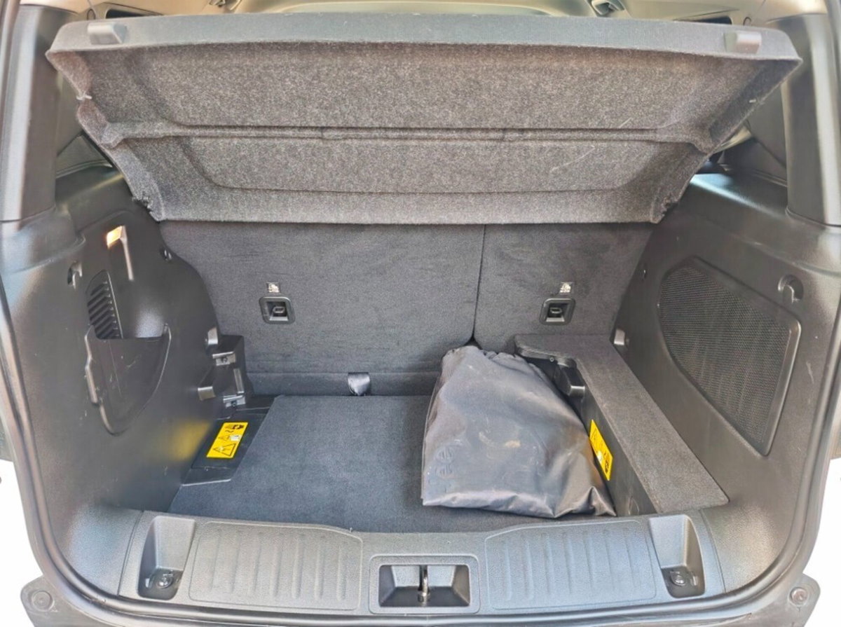 Jeep Renegade 1.3 T4 190CV PHEV 4xe AT6 Limited (6)