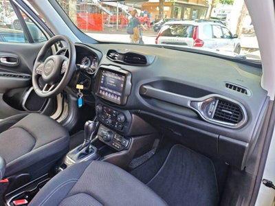 Jeep Renegade 1.3 T4 190CV PHEV 4xe AT6 Limited (8)
