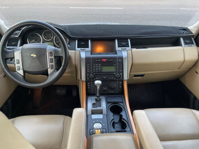 Land Rover Range Rover Sport 2.7 TDV6 HSE (8)