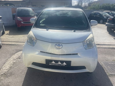 Toyota iQ 1.0 Sol (16)