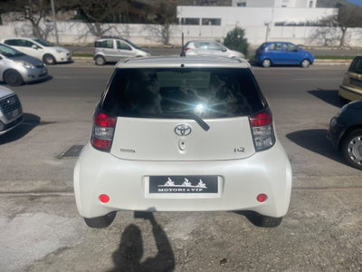 Toyota iQ 1.0 Sol (17)