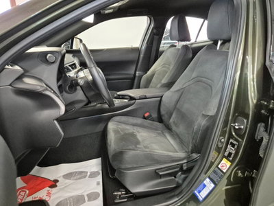 Lexus UX Hybrid Business (6)