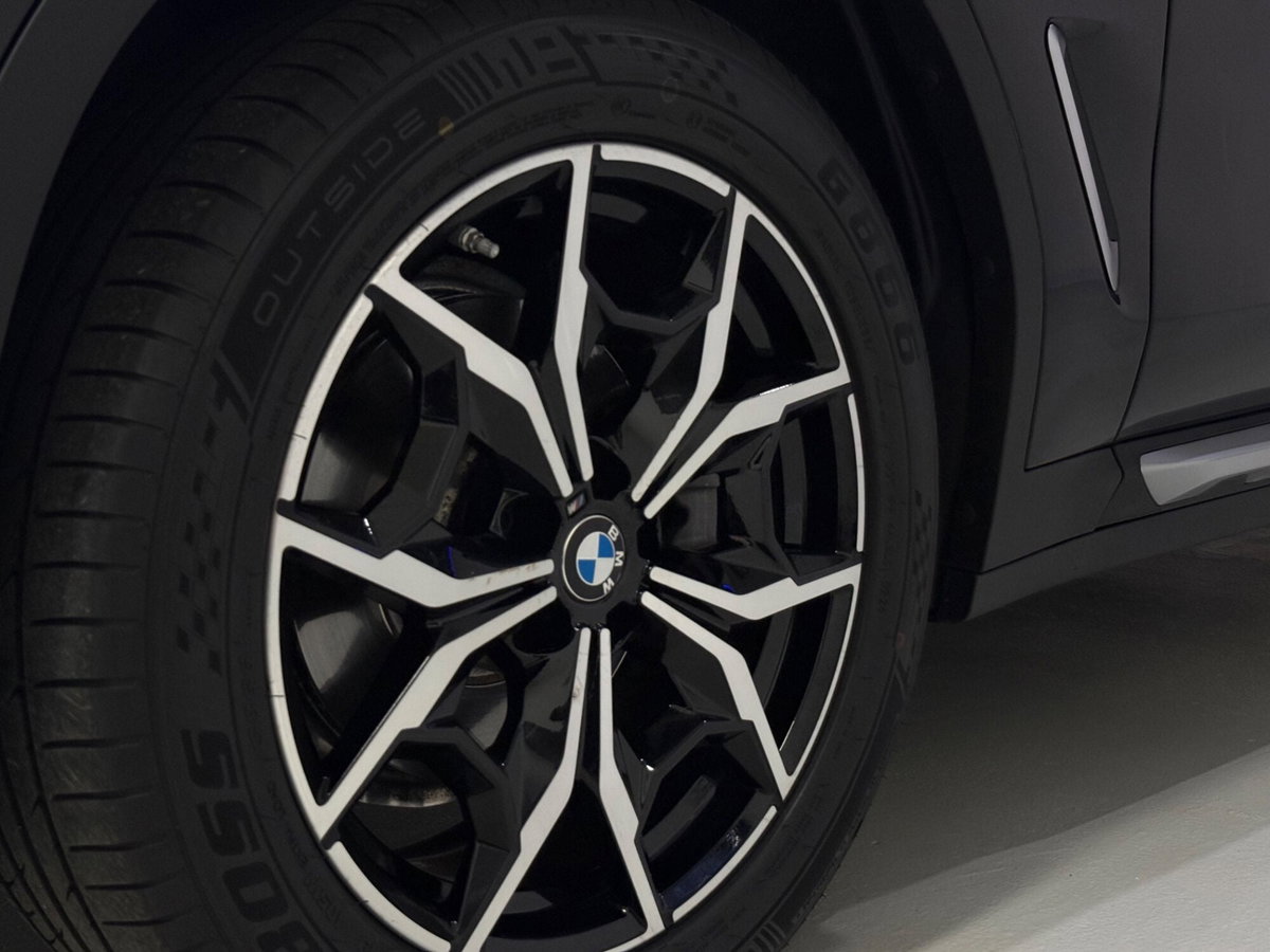 BMW X3 sDrive18d 48V Msport (10)