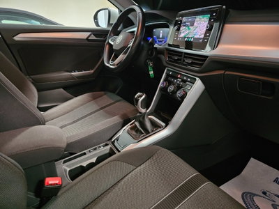 Volkswagen T-Roc 1.0 TSI Life (12)
