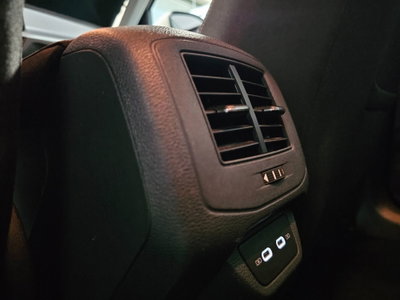 Volkswagen T-Roc 1.0 TSI Life (18)