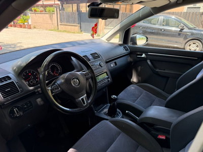 Volkswagen Touran 1.4 TSI Comfortline EcoFuel (5)