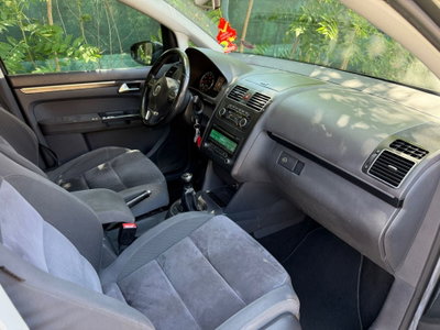 Volkswagen Touran 1.4 TSI Comfortline EcoFuel (6)