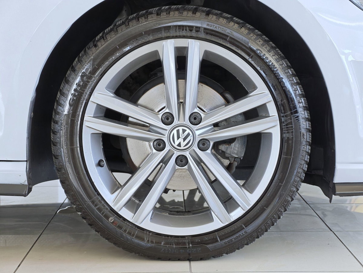 Volkswagen Golf 1.0 TSI 115 CV DSG 5p. Sport BlueMotion Tech. (6)