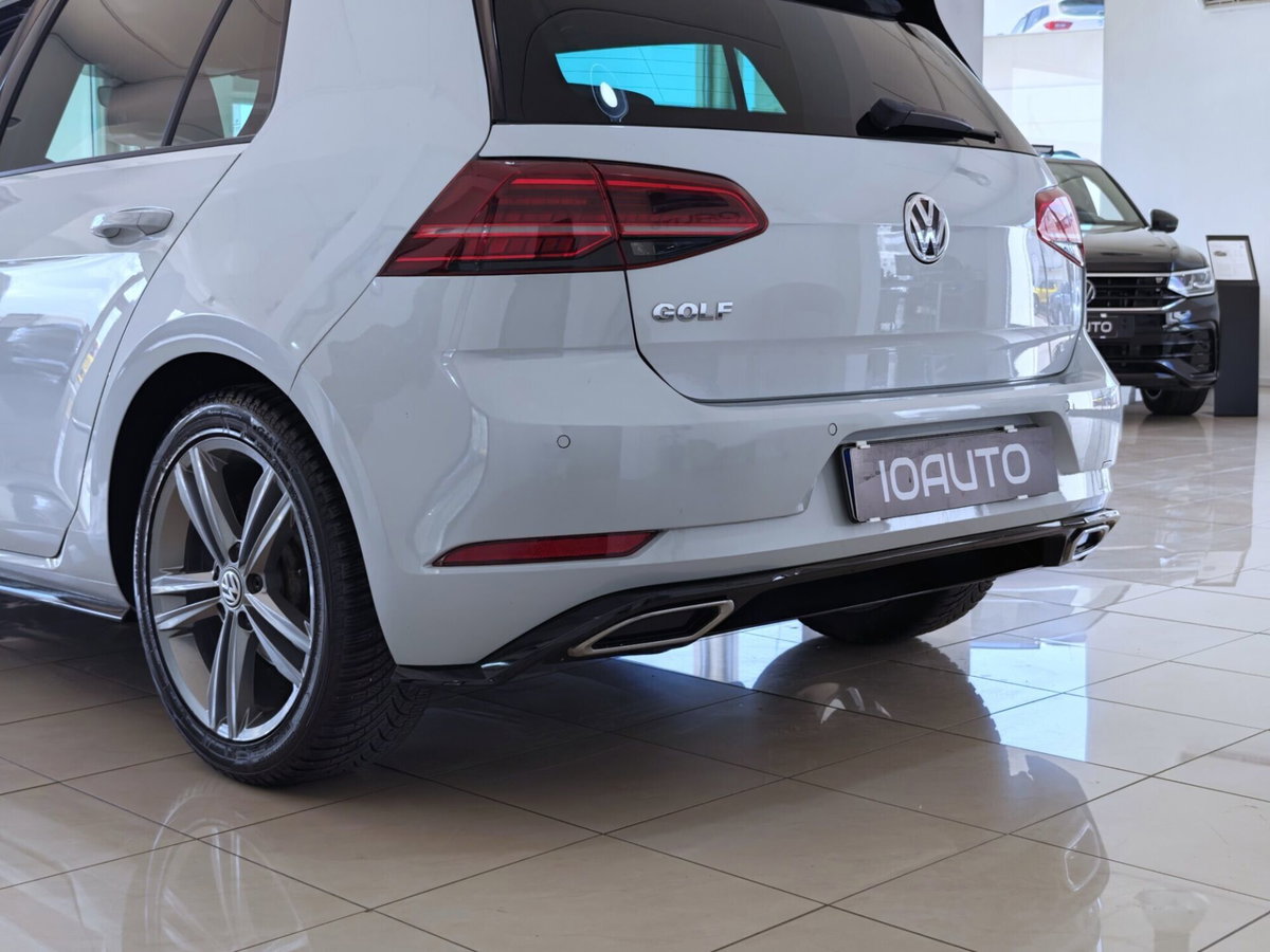 Volkswagen Golf 1.0 TSI 115 CV DSG 5p. Sport BlueMotion Tech. (9)