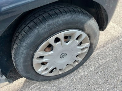 Lancia Y cat ECVT LS (11)