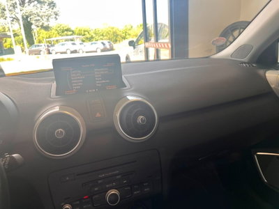 Audi A1 1.2 TFSI Ambition (10)