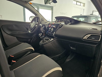 Lancia Ypsilon 1.2 69 CV 5 porte GPL Ecochic Elefantino (13)