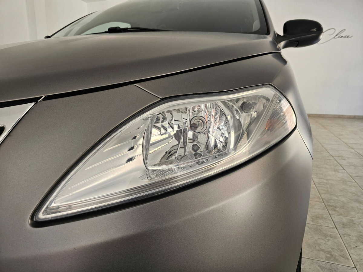 Lancia Ypsilon 1.2 69 CV 5 porte GPL Ecochic Elefantino (14)