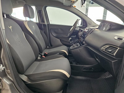 Lancia Ypsilon 1.2 69 CV 5 porte GPL Ecochic Elefantino (2)