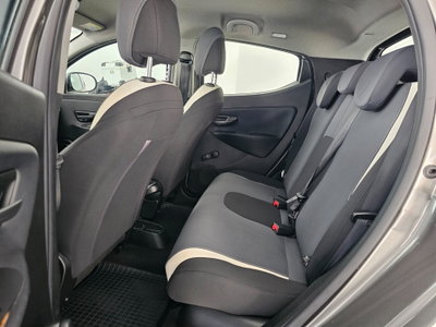 Lancia Ypsilon 1.2 69 CV 5 porte GPL Ecochic Elefantino (6)