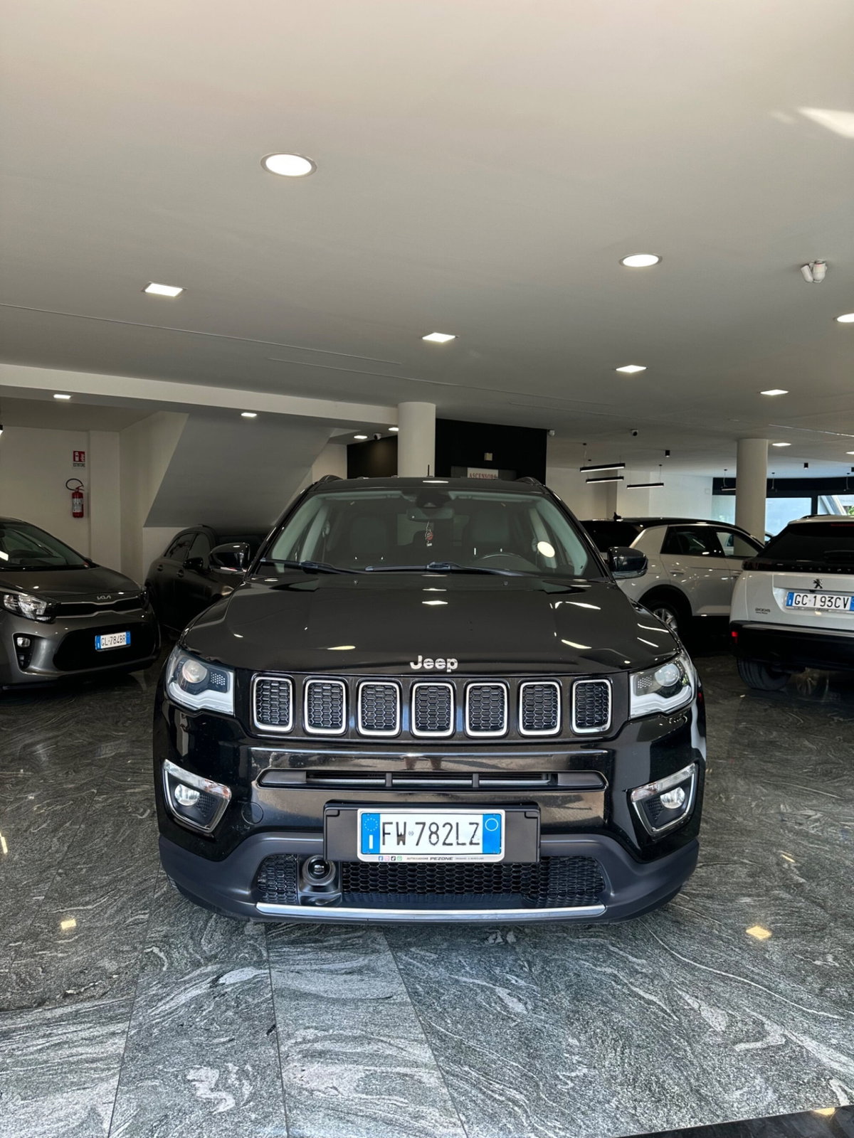 Jeep Compass 1.6 Multijet II 2WD Limited (2)