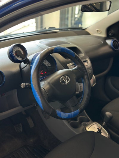 Toyota Aygo 1.0 12V VVT-i 5 porte (7)