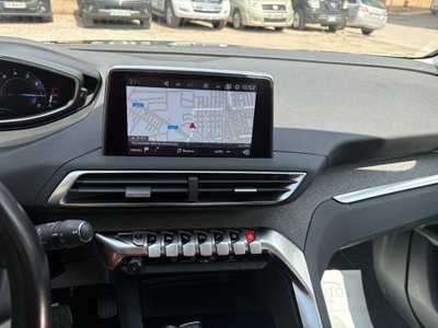 Peugeot 3008 PureTech Turbo 130 S&S Allure Pack (16)