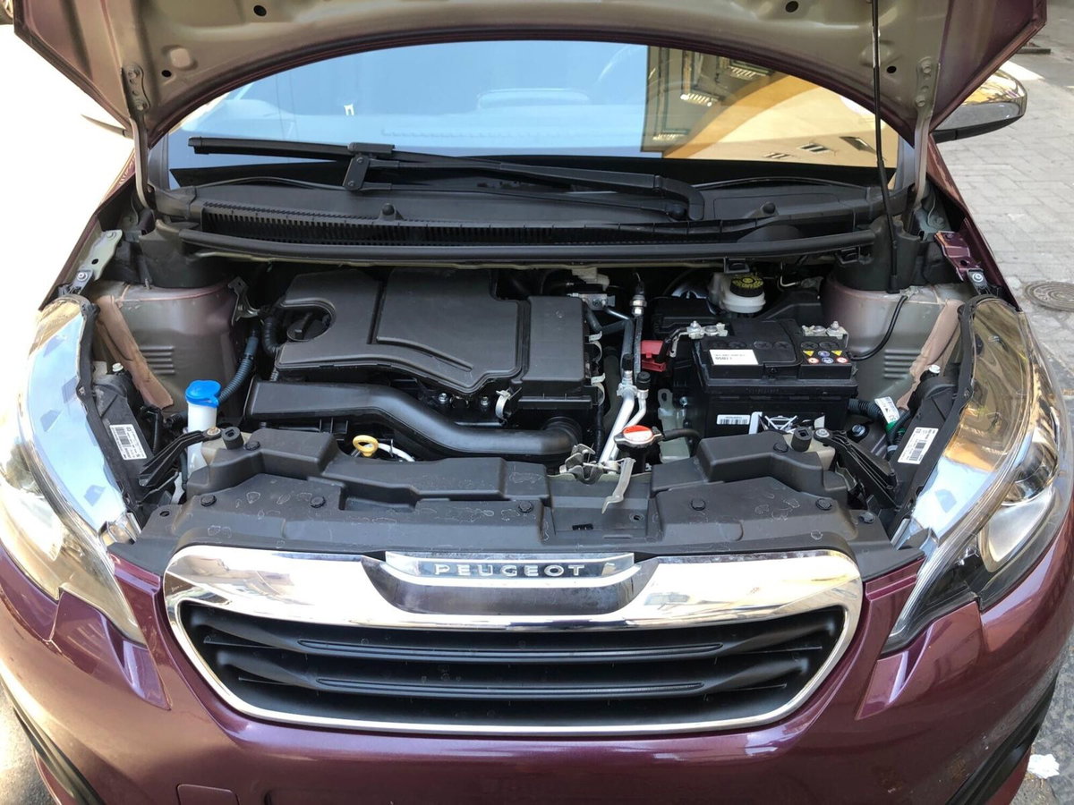 Peugeot 108 68 5 porte Allure (18)