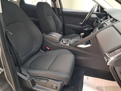 Jaguar E-Pace 2.0D 150 CV AWD R-Dynamic S (17)