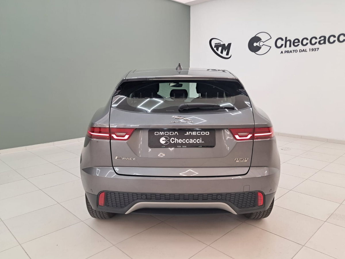 Jaguar E-Pace 2.0D 150 CV AWD R-Dynamic S (5)