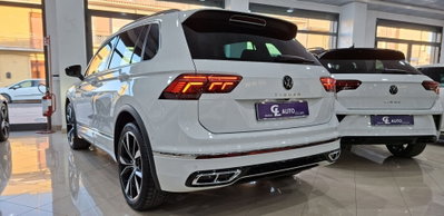 Volkswagen Tiguan 2.0 TDI 150 CV SCR DSG 4MOTION R-Line (2)