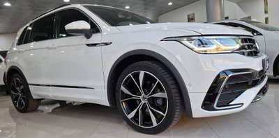 Volkswagen Tiguan 2.0 TDI 150 CV SCR DSG 4MOTION R-Line (4)