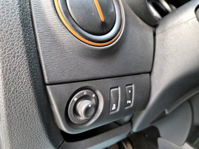 Dacia Lodgy 1.6 100CV Start&Stop GPL 5 posti Serie Speciale Brave (14)