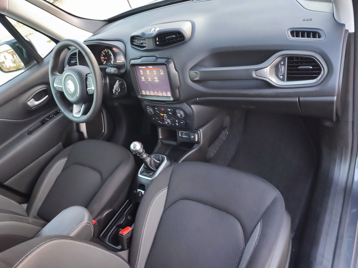 Jeep Renegade 1.6 Mjt 130 CV Limited (11)