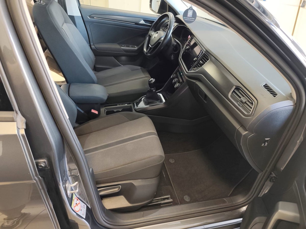 Volkswagen T-Roc 1.6 TDI SCR Advanced BlueMotion Technology (10)