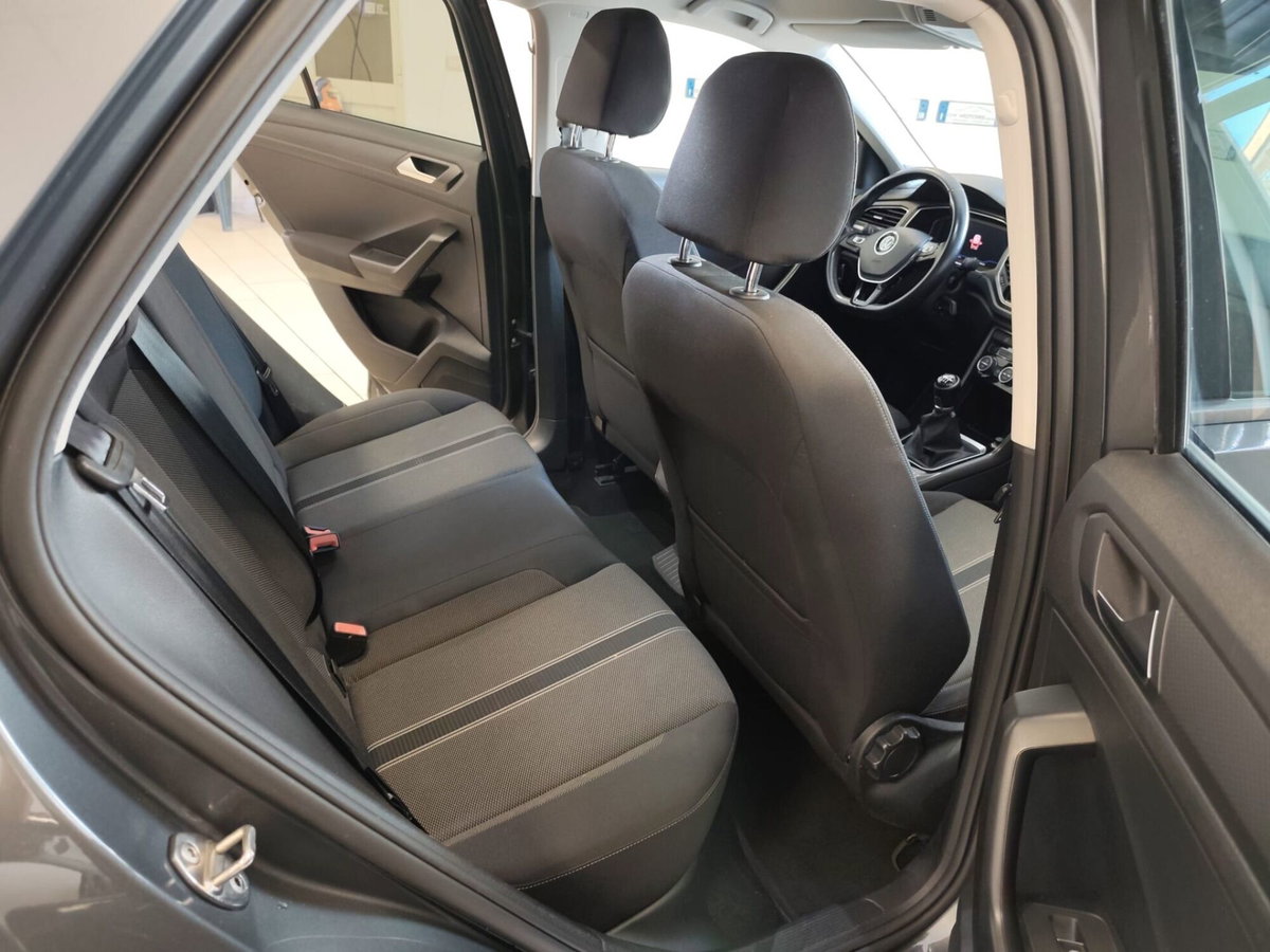 Volkswagen T-Roc 1.6 TDI SCR Advanced BlueMotion Technology (12)