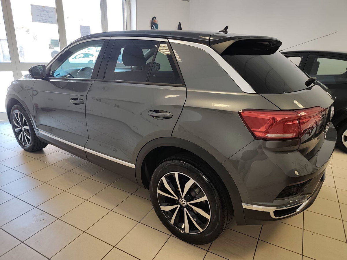 Volkswagen T-Roc 1.6 TDI SCR Advanced BlueMotion Technology (6)