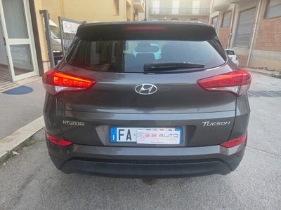 Hyundai Tucson 1.7 CRDi Comfort (6)