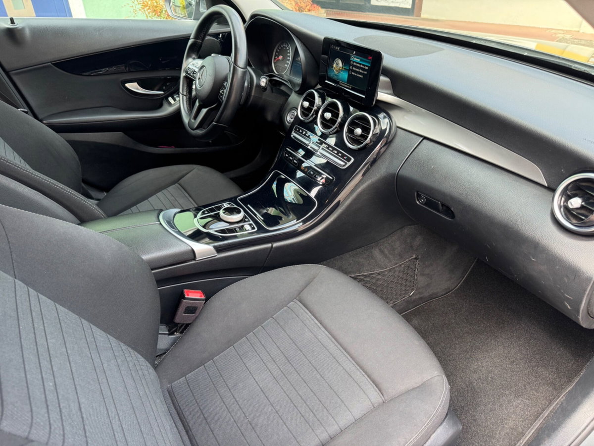 Mercedes-Benz Classe C Station Wagon 220 d Auto Business (12)