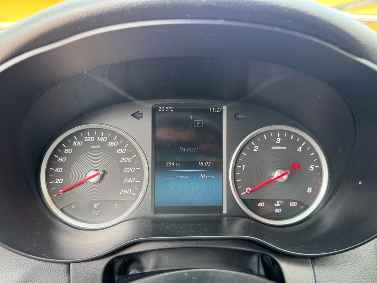 Mercedes-Benz Classe C Station Wagon 220 d Auto Business (13)