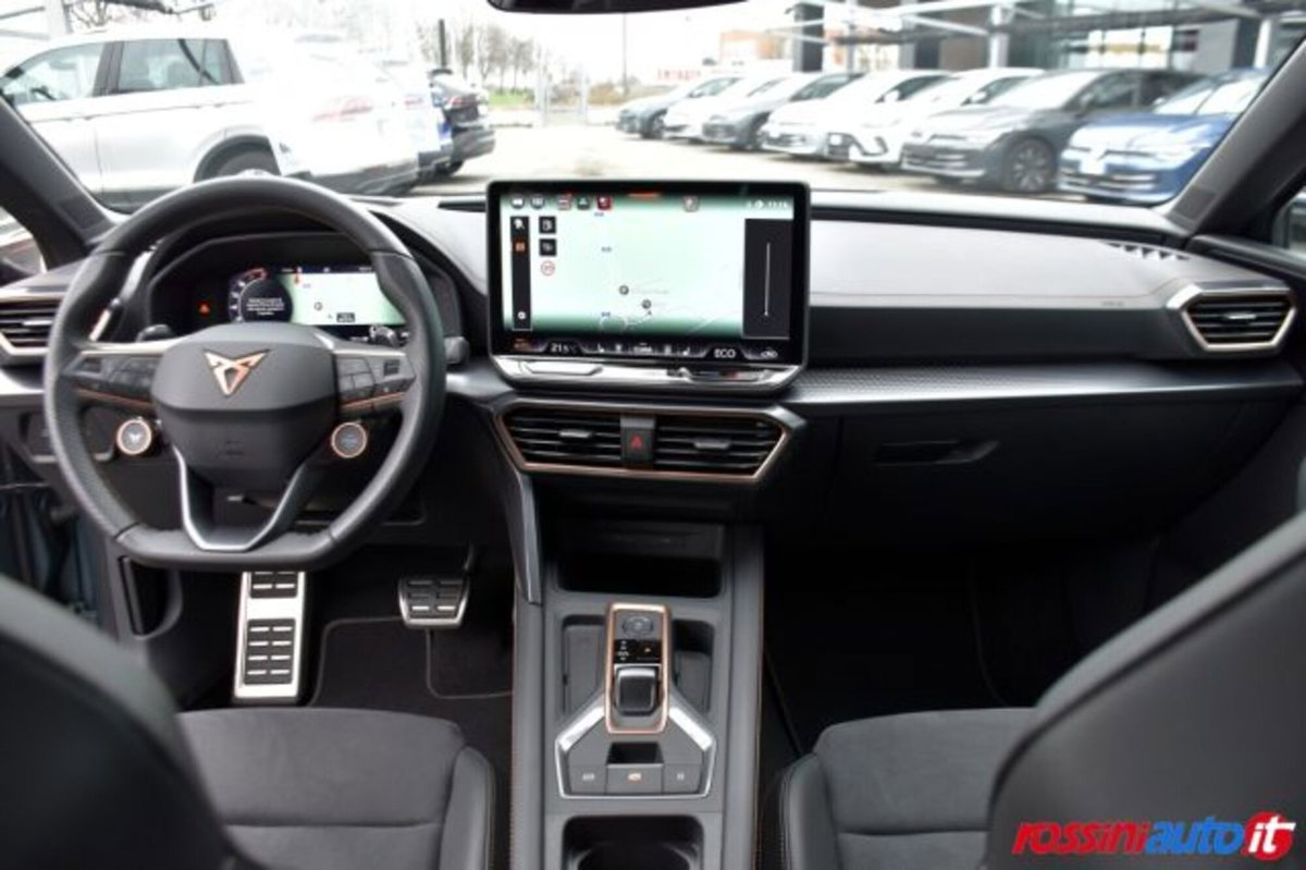 Cupra Leon 1.5 e-hybrid VZ Extreme 272cv dsg (10)