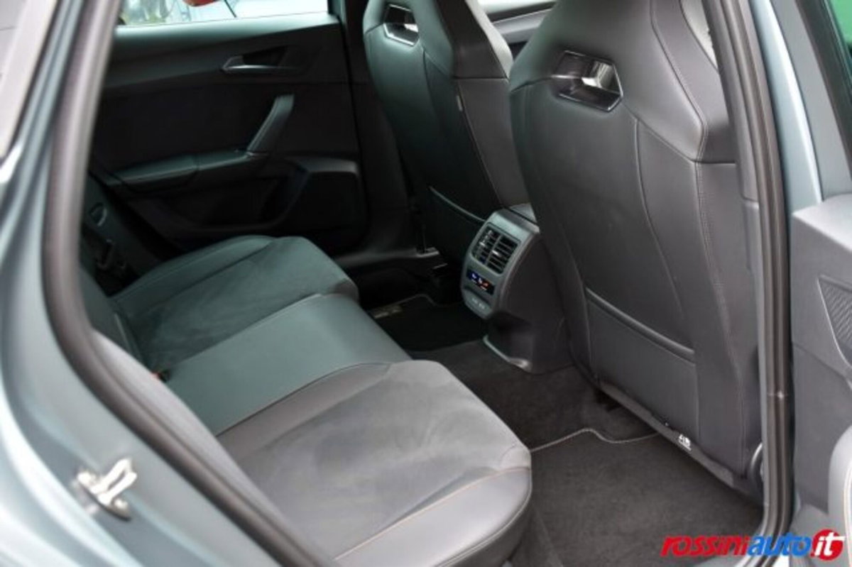Cupra Leon 1.5 e-hybrid VZ Extreme 272cv dsg (13)