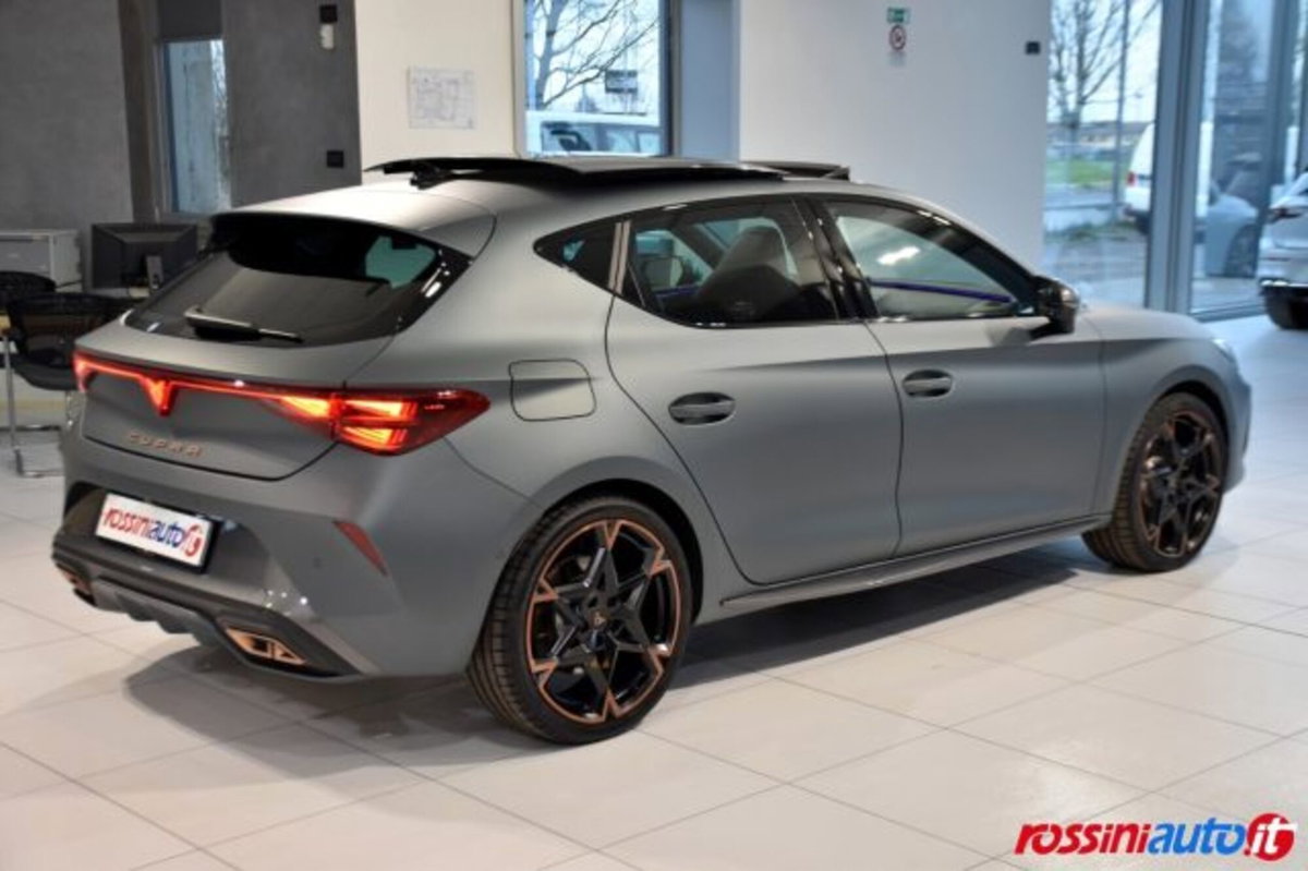 Cupra Leon 1.5 e-hybrid VZ Extreme 272cv dsg (5)