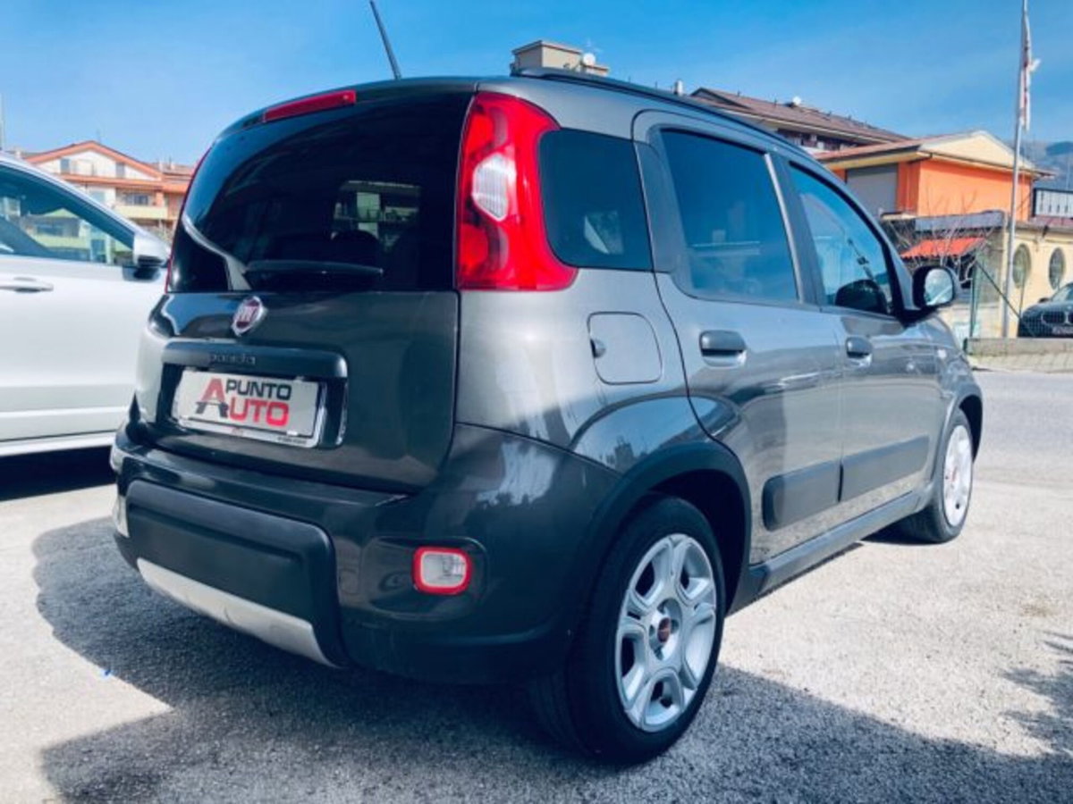 Fiat Panda 1.0 firefly hybrid s&s 70cv 5p.ti (14)