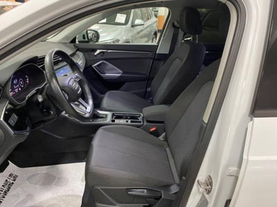 Audi Q3 2.0 tdi Business Advanced 150cv s-tronic (19)