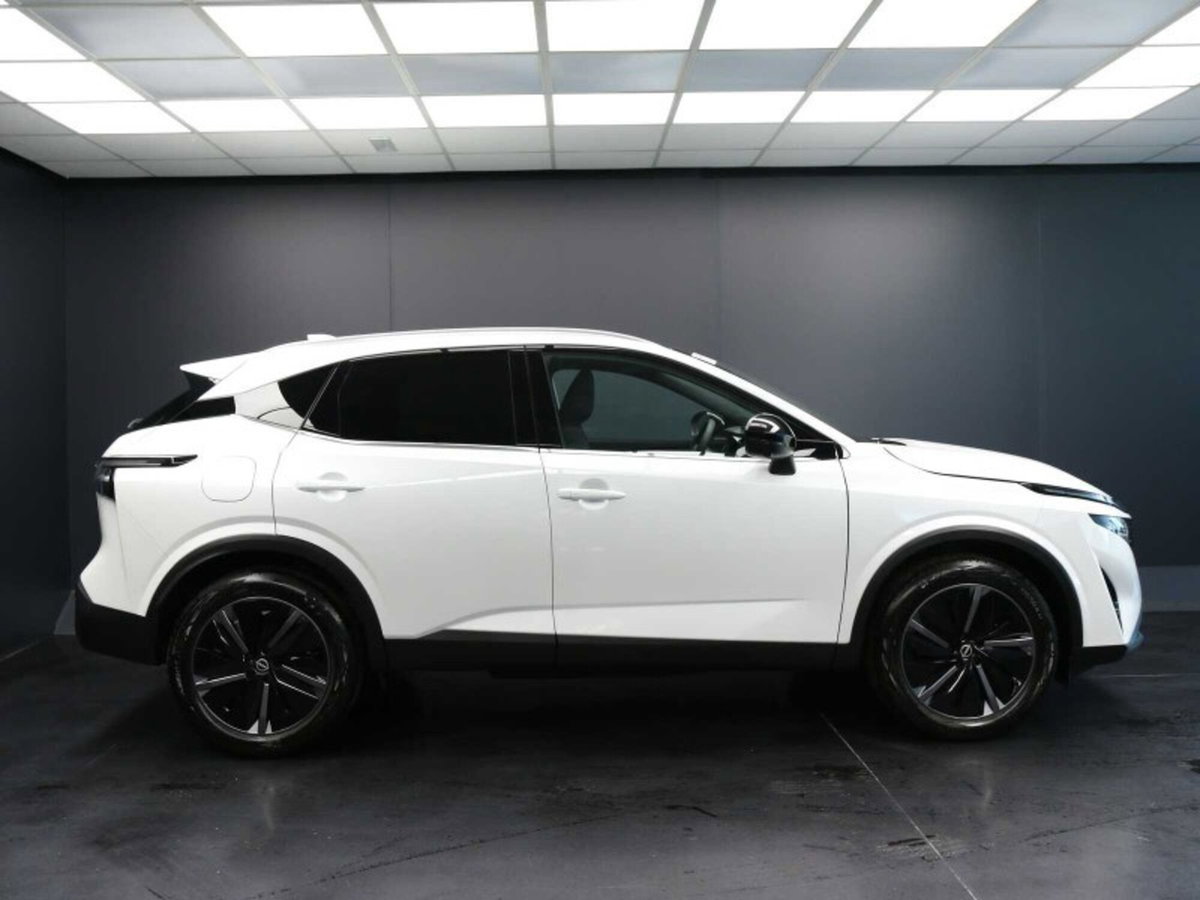 Nissan Qashqai 1.3 mhev Tekna 4wd 158cv xtronic (8)