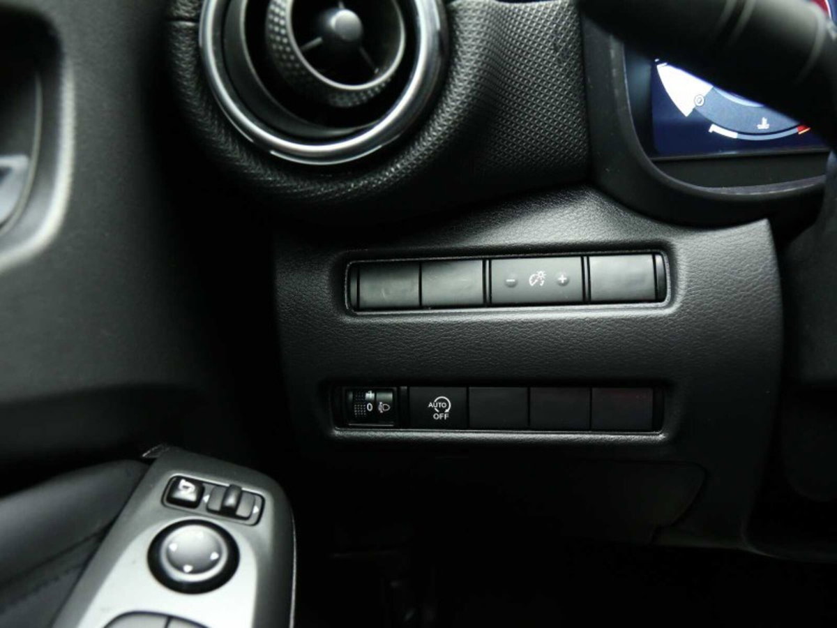 Nissan Juke 1.0 dig-t N-Connecta 114cv dct (15)